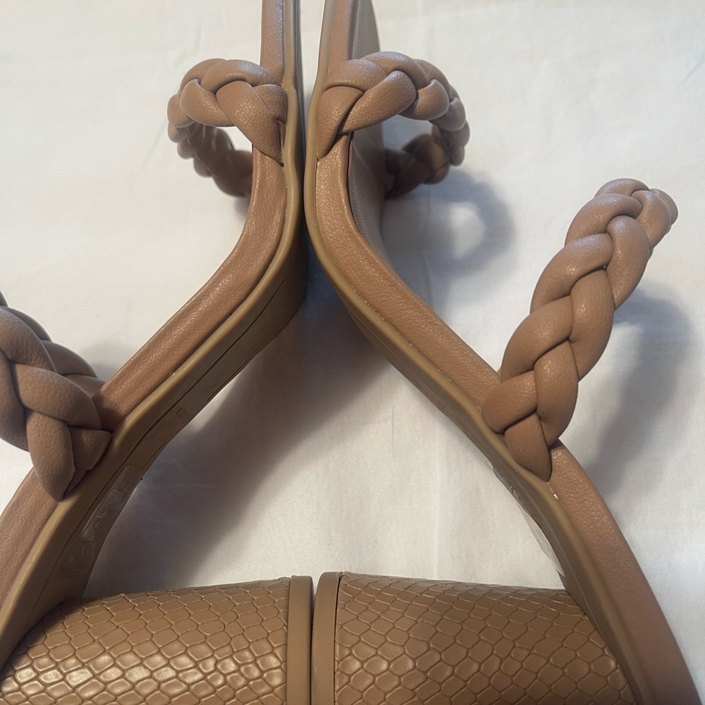 Dolce vita . Braided Tan Sandals - Picture 4 of 8